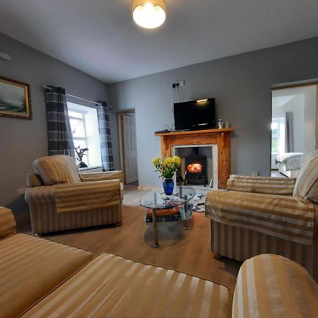 Conneelys Cottage, Connemara, Clifden, H71Y096 Ngoại thất bức ảnh