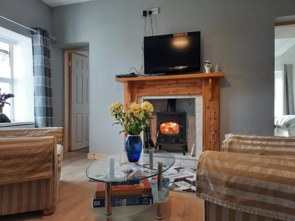 Conneelys Cottage, Connemara, Clifden, H71Y096 Ngoại thất bức ảnh